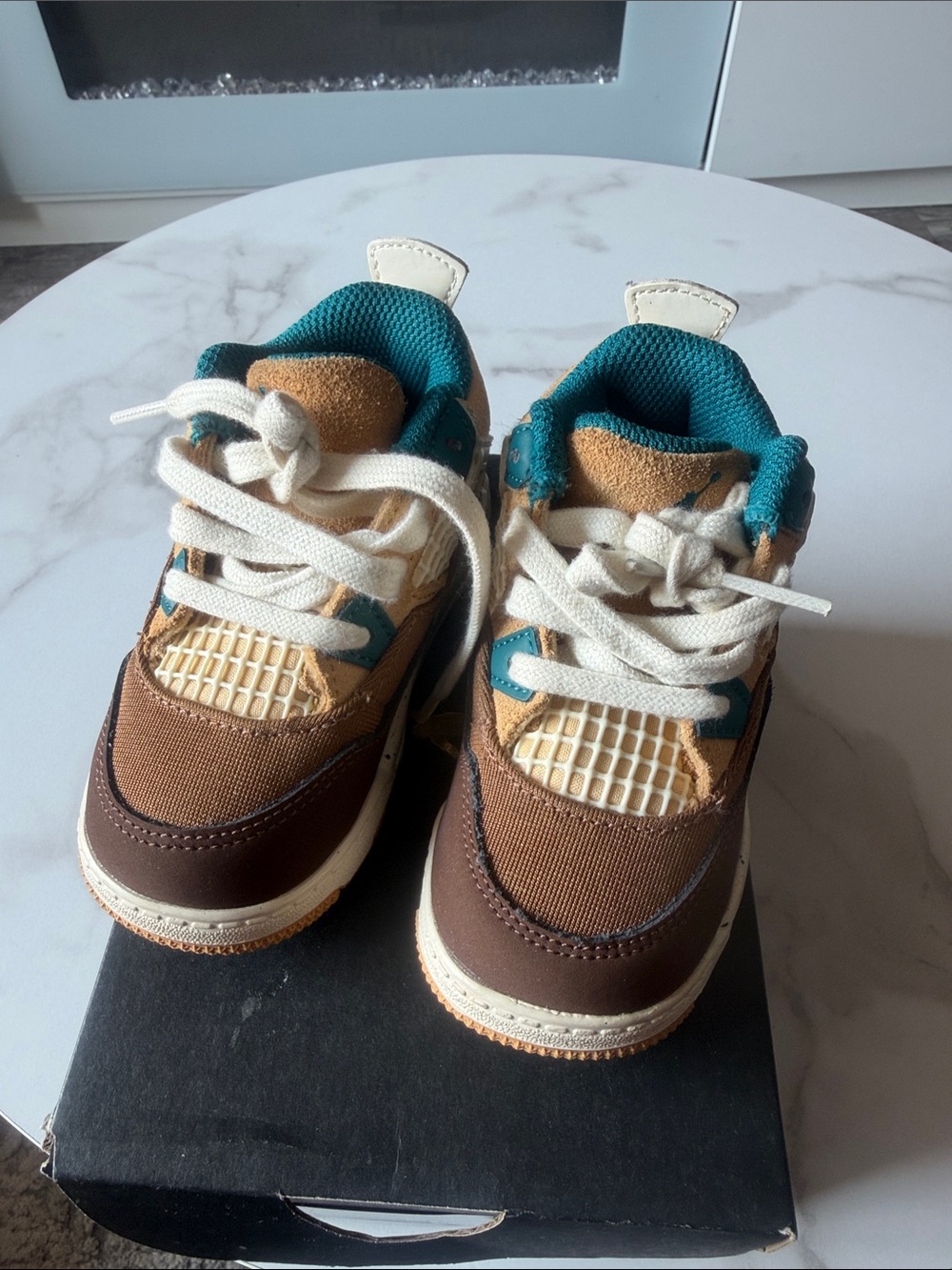 Jordan Kids Brown & Teal Low-Top Sneakers
